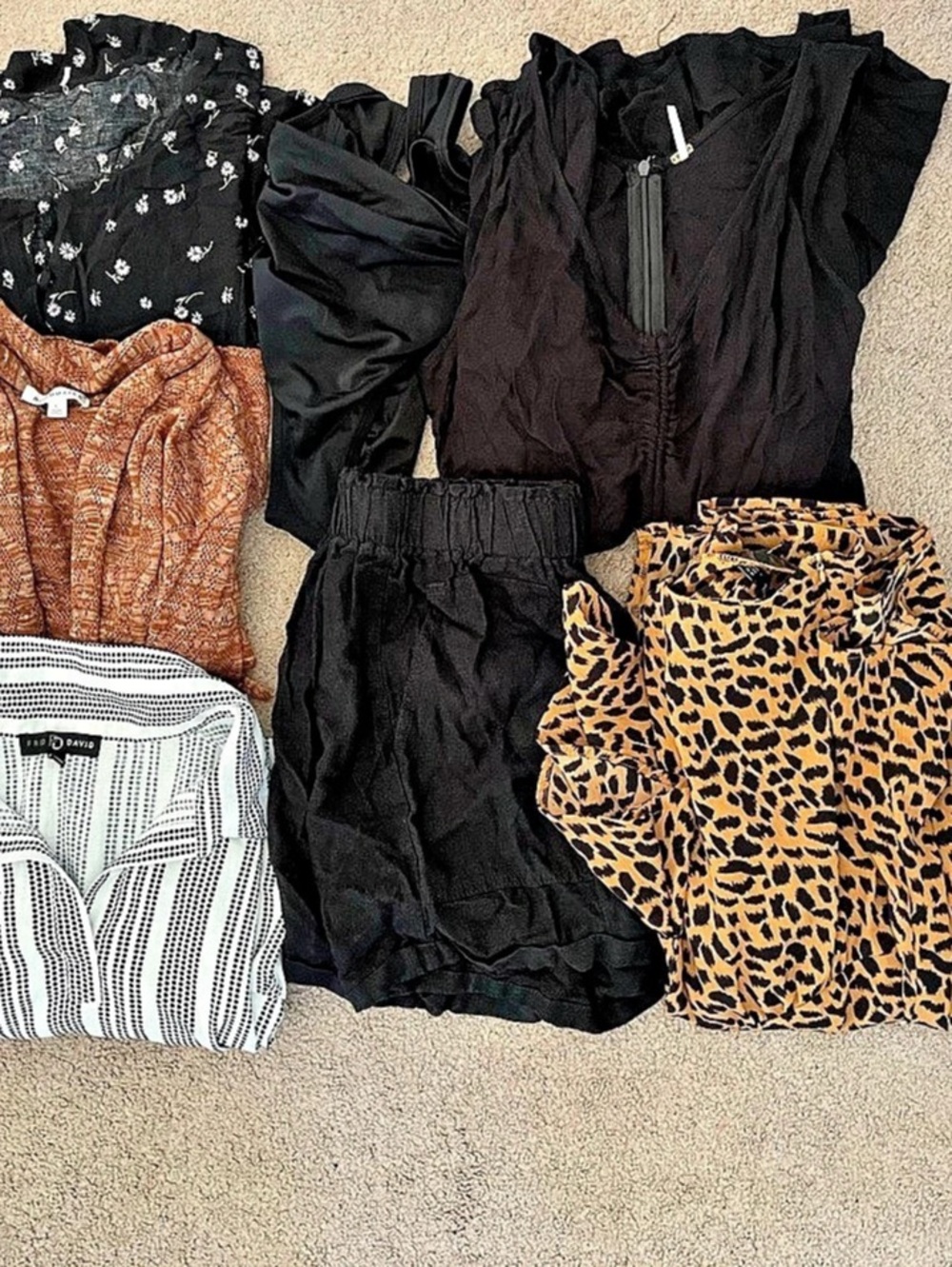 Large Women’s Bundle - Picture 3 of 3